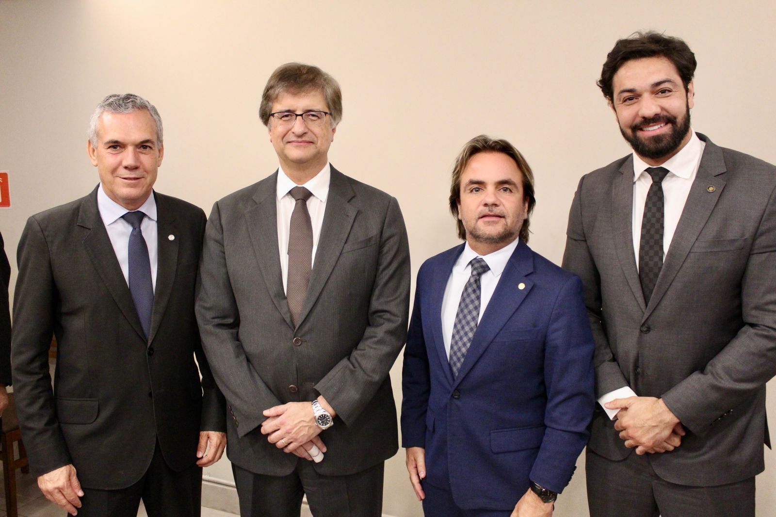 O jantar oferecido por um mineiro para Paulo Gonet, o novo PGR