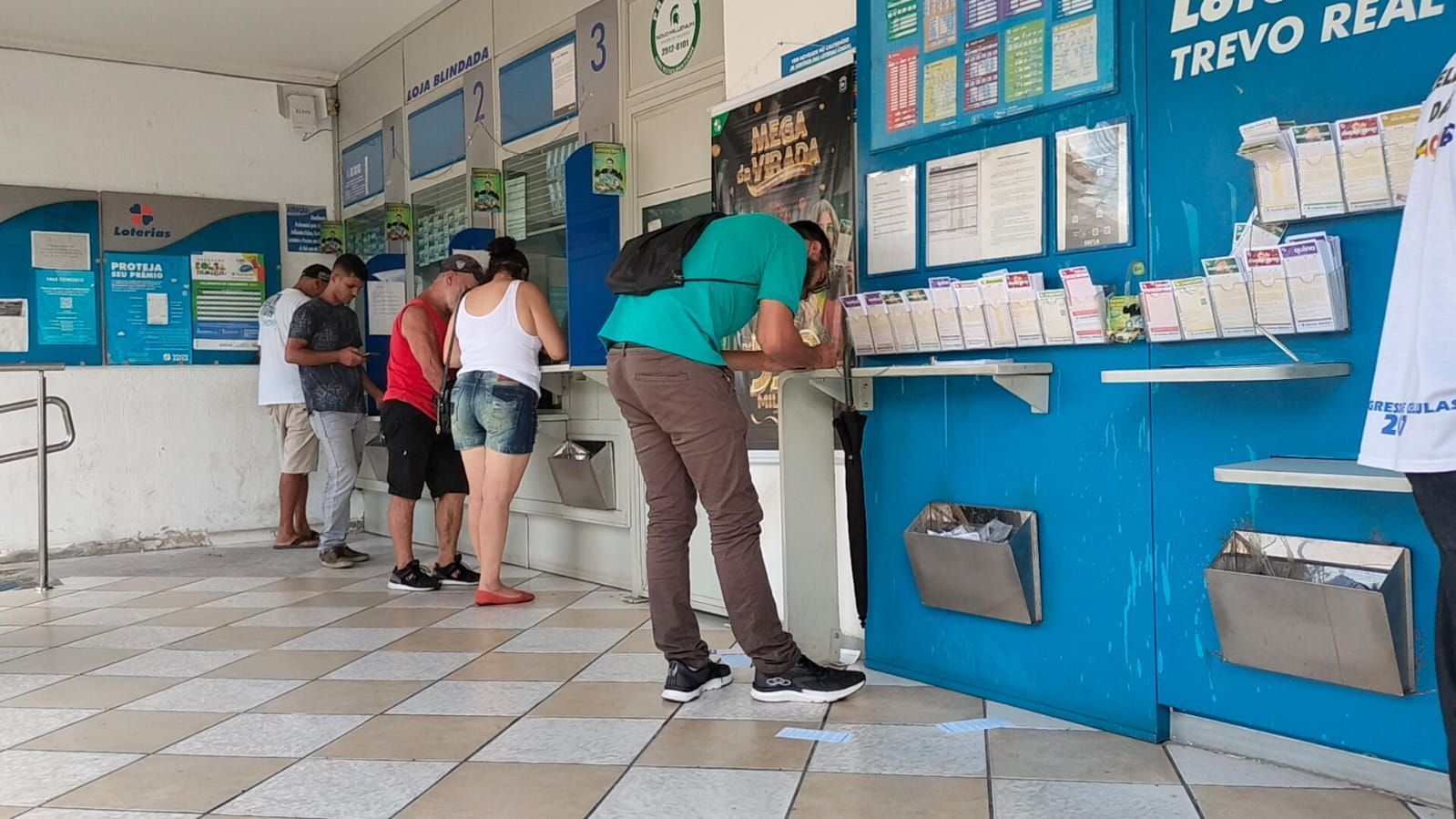 Mega da Virada: apostadores movimentam lotéricas de BH em última semana de jogos