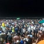 Vídeo: Guarapari recebe mais de 700 ônibus e faixa de areia fica 'lotada' as vésperas do Ano Novo