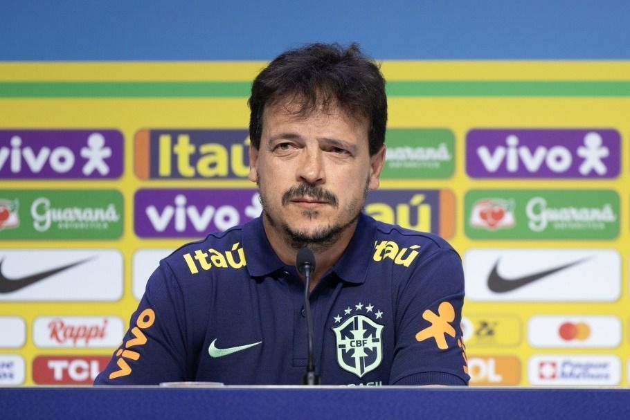 Fernando Diniz é avisado por presidente da CBF que está fora da Seleção Brasileira