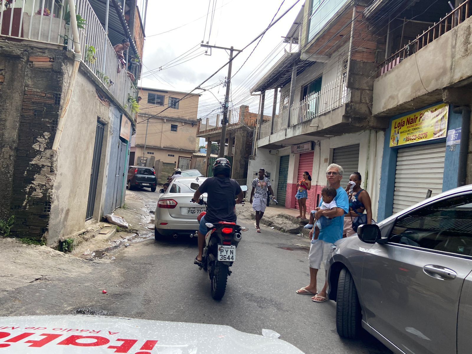 Comunidade faz carreata em homenagem a motorista de aplicativo assassinado em BH