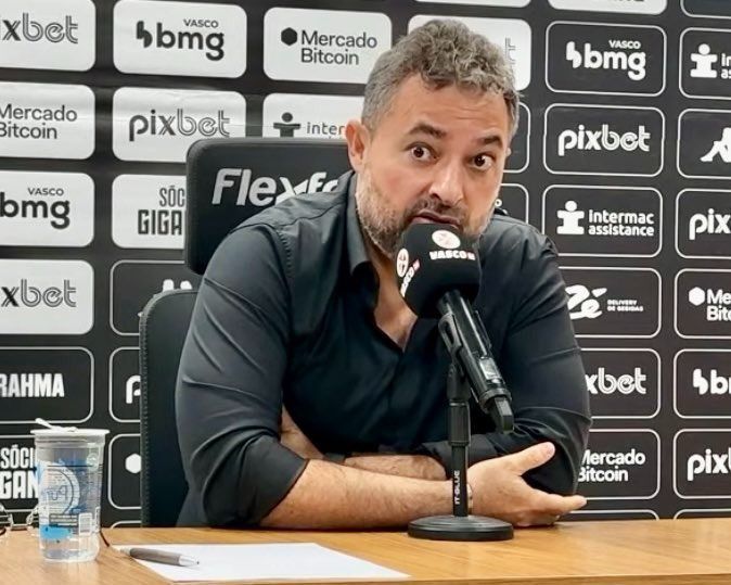 Mattos promete Vasco forte em 2024 e celebra chegada de David: 'Família vascaína'