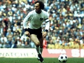 Bicampeão mundial com a Alemanha, Backenbauer venceu como jogador e treinador 