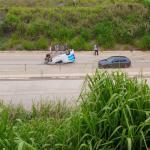 Carro de seguradora capota na BR-381, em Caeté, na Grande BH