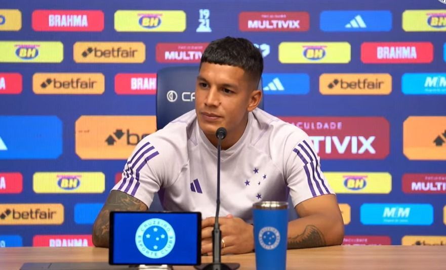 Apresentado no Cruzeiro, Romero festeja retorno à Toca II: 'Estava com saudade'