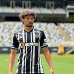 Com estreia no Atlético encaminhada, Scarpa busca feito inédito na carreira
