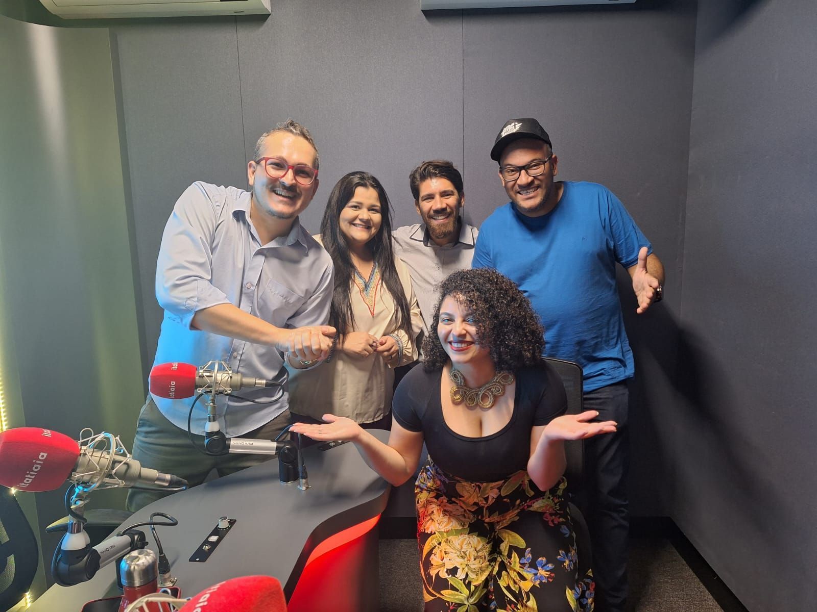PodTudo debate a 'saidinha temporária' e como a equipe seria no BBB