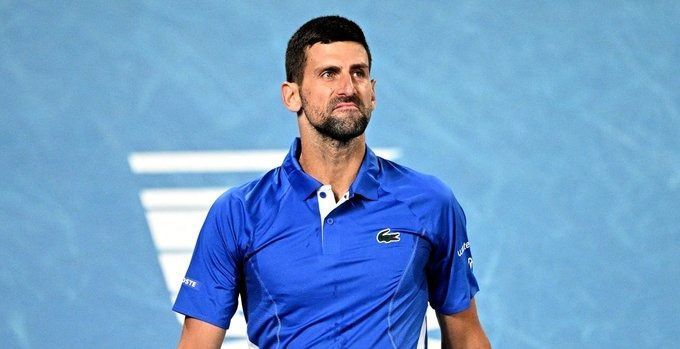 Djokovic sofre, mas vence Popyrin e avança no Australian Open