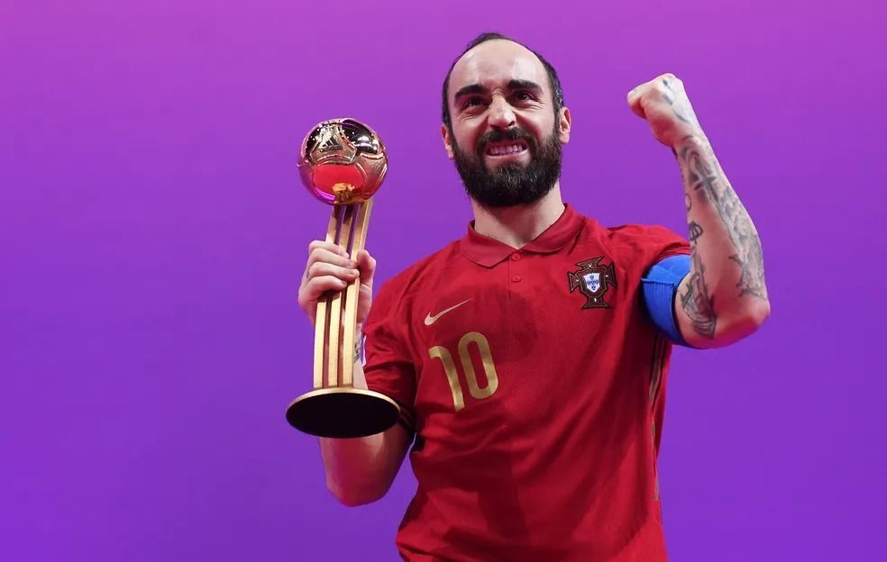 Lenda no futsal, Ricardinho revela proposta e sonho de jogar no Corinthians