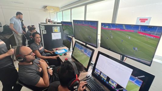 Preparação dos árbitros da FMF para utilizar o VAR no Campeonato Mineiro