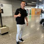 Felipe Amaral, ex-Ponte Preta, chega a BH para assinar com o América