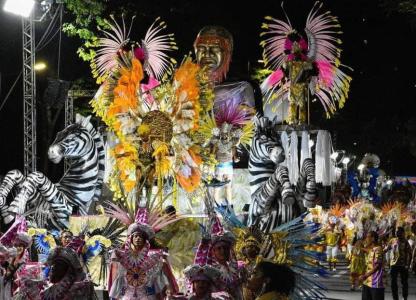 Foto do último desfile da escola atual campeã de BH, Acadêmicos de Venda Nova