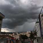 Previsão do tempo: sexta-feira (16) deve ter chuva forte em grande parte de Minas