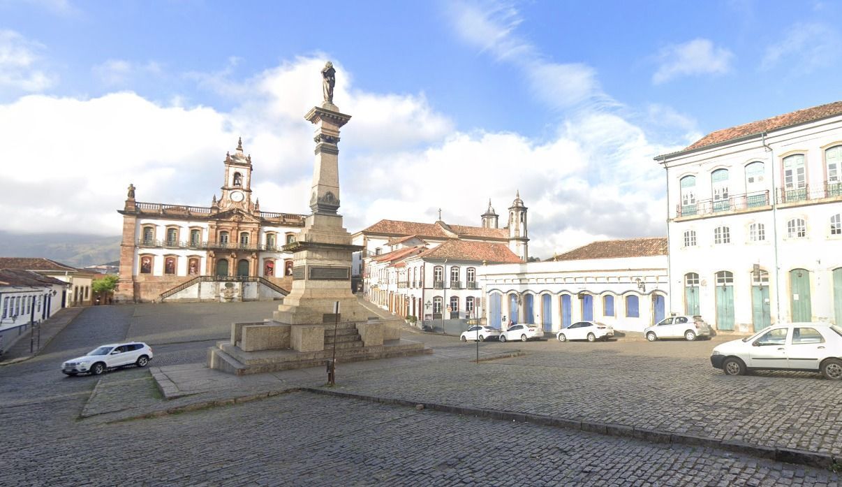 Liminar proíbe evento na Praça Tiradentes, em Ouro Preto; prefeitura tinha anunciado carnaval no local