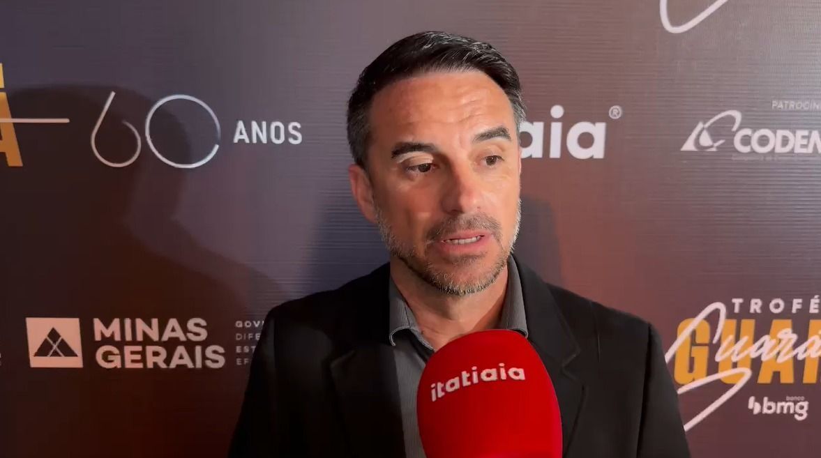 Troféu Guará Bmg: Rodrigo Caetano agradece e comemora eleição como melhor dirigente