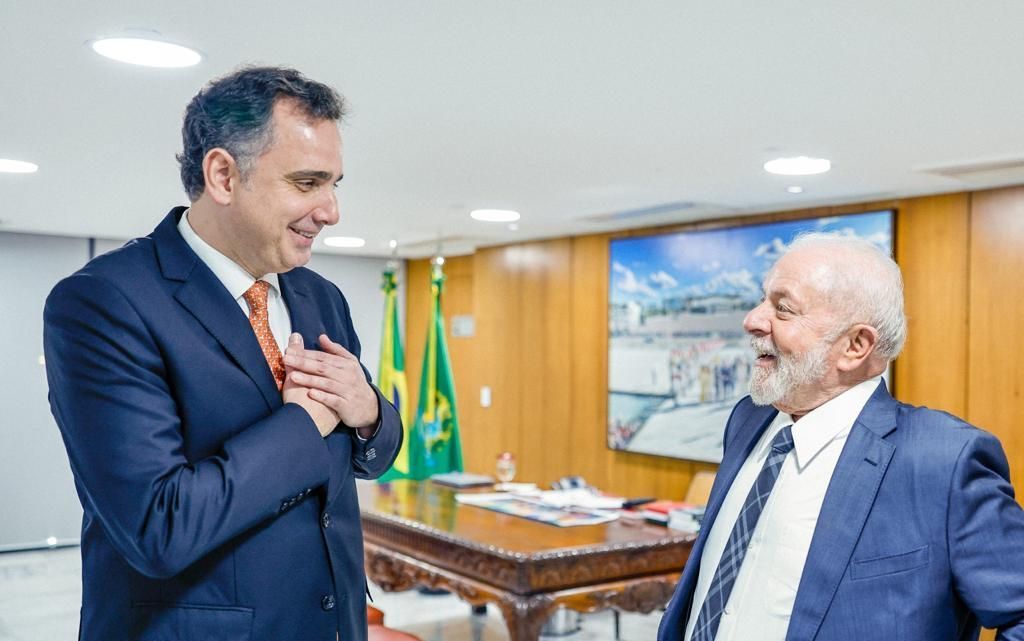 Pacheco confirma presença em evento com Lula em BH; saiba quem faz parte da comitiva