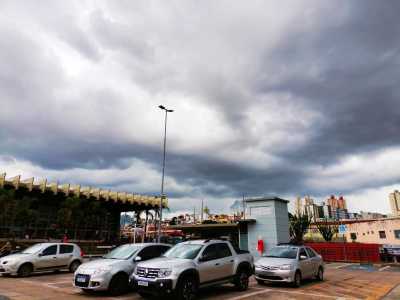 Belo Horizonte terá um sábado (9) de temperaturas agradáveis, apesar do céu nublado