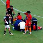Jogador do Audax sofre lesão chocante em partida contra o Vasco; veja