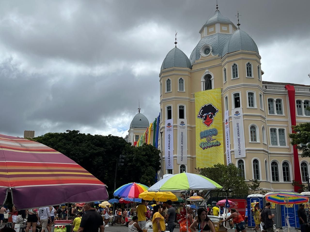 Carnaval BH 2024: bloco Beiço do Wando reúne foliões na Avenida Brasil neste domingo