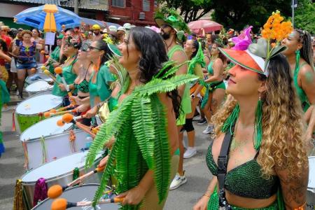 Bateria do Havayanas Usadas no Carnaval BH 2024