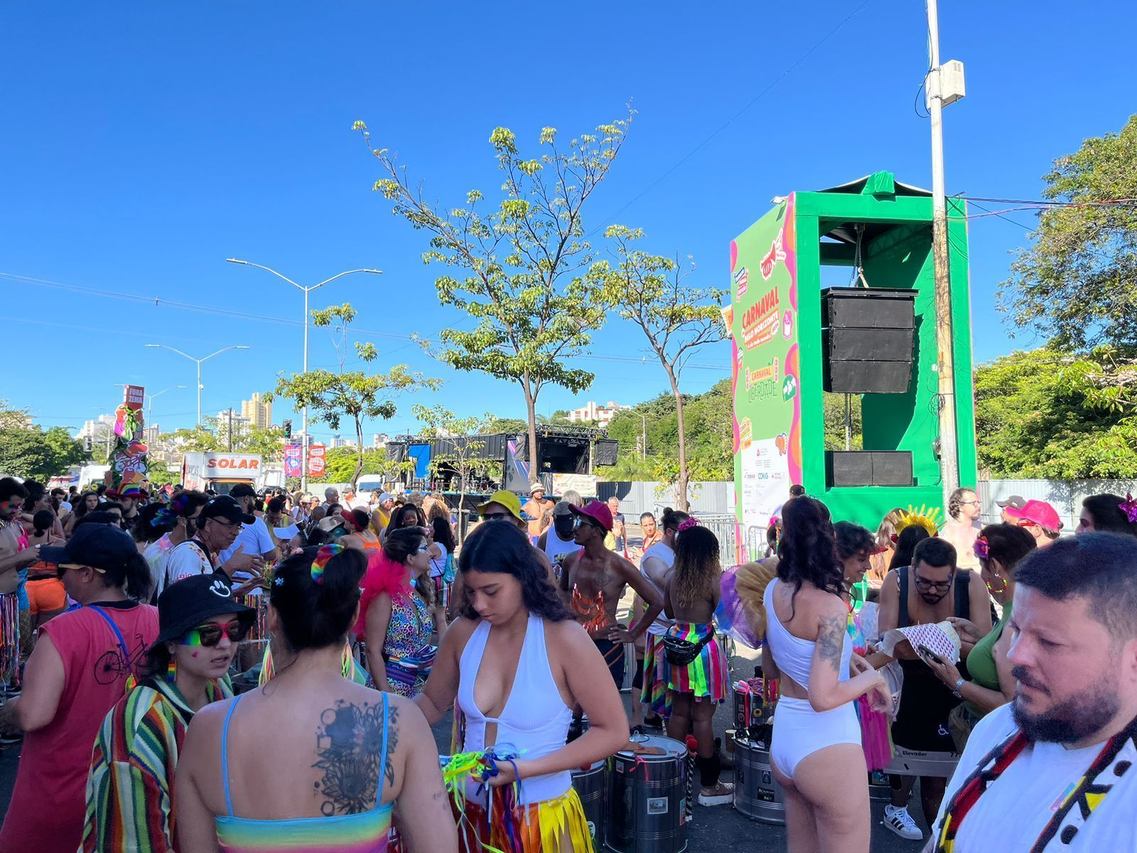 Carnaval BH 2024: foliões aprovam sistema de sonorização das avenidas Amazonas e Andradas