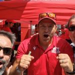 Ídolo do rugby grita 'Galo' ao encontrar torcedores na África do Sul; assista