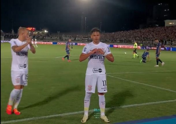 Romero valoriza crescimento do Corinthians na temporada: 'Ganhamos confiança'