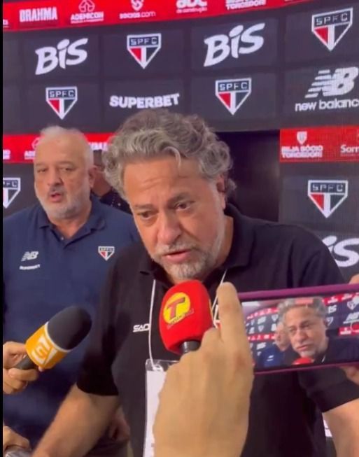 Presidente do São Paulo detona arbitragem de clássico e diz: 'Chega de o Abel apitar jogo'