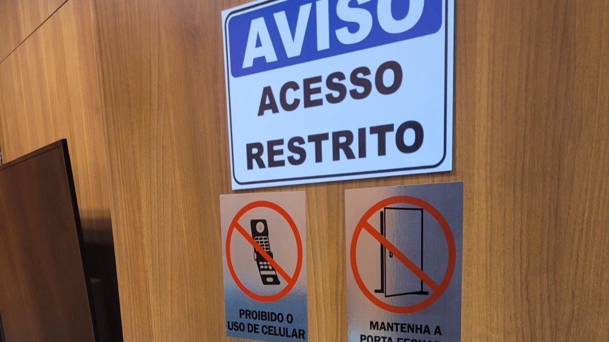Fotos inéditas mostram suposta 'sala secreta da Abin' encontrada no MEC