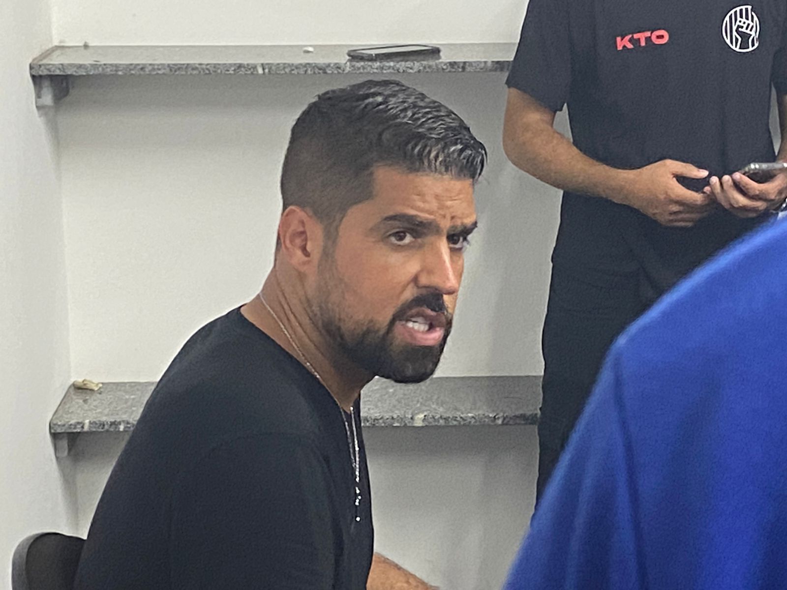António Oliveira evita criticar arbitragem de São Bernardo x Corinthians