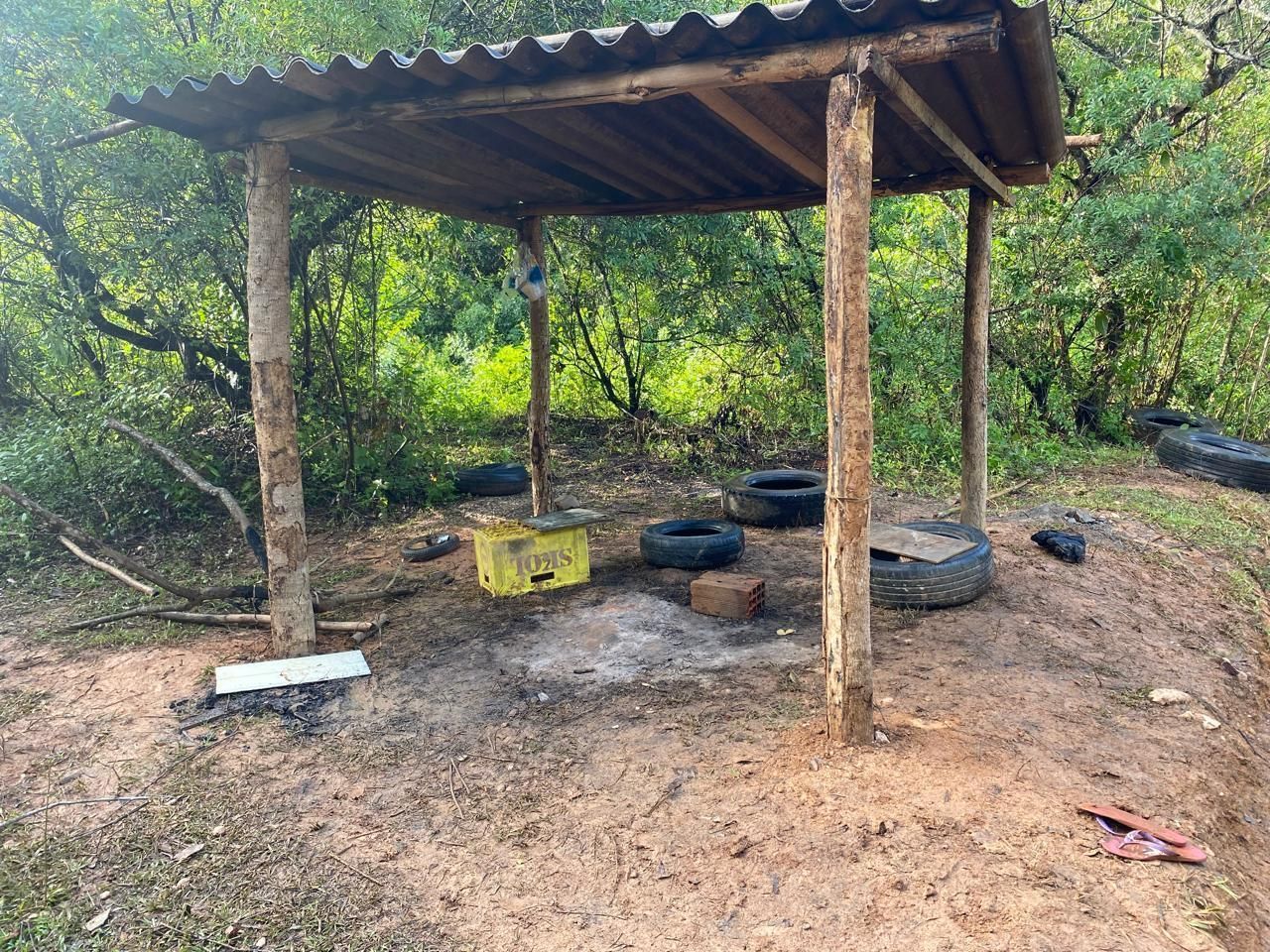 Veja imagens da fazenda invadida em Lagoa Santa após saída do MST