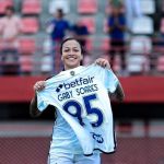 Com gol olímpico, Cruzeiro vence Inter e segue invicto no Brasileirão Feminino
