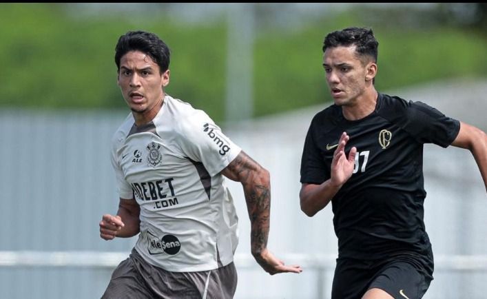 Corinthians faz jogo-treino contra a equipe Sub-20 no CT