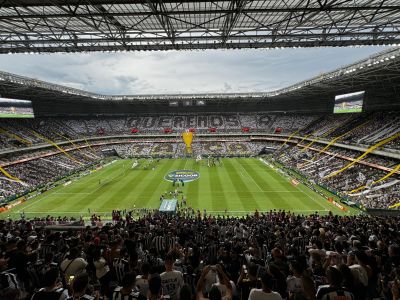 Fotos do mosaico da torcida do Atlético na final do Campeonato Mineiro