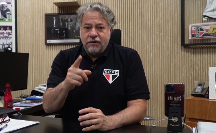 Julio Casares rebate acusações de John Textor