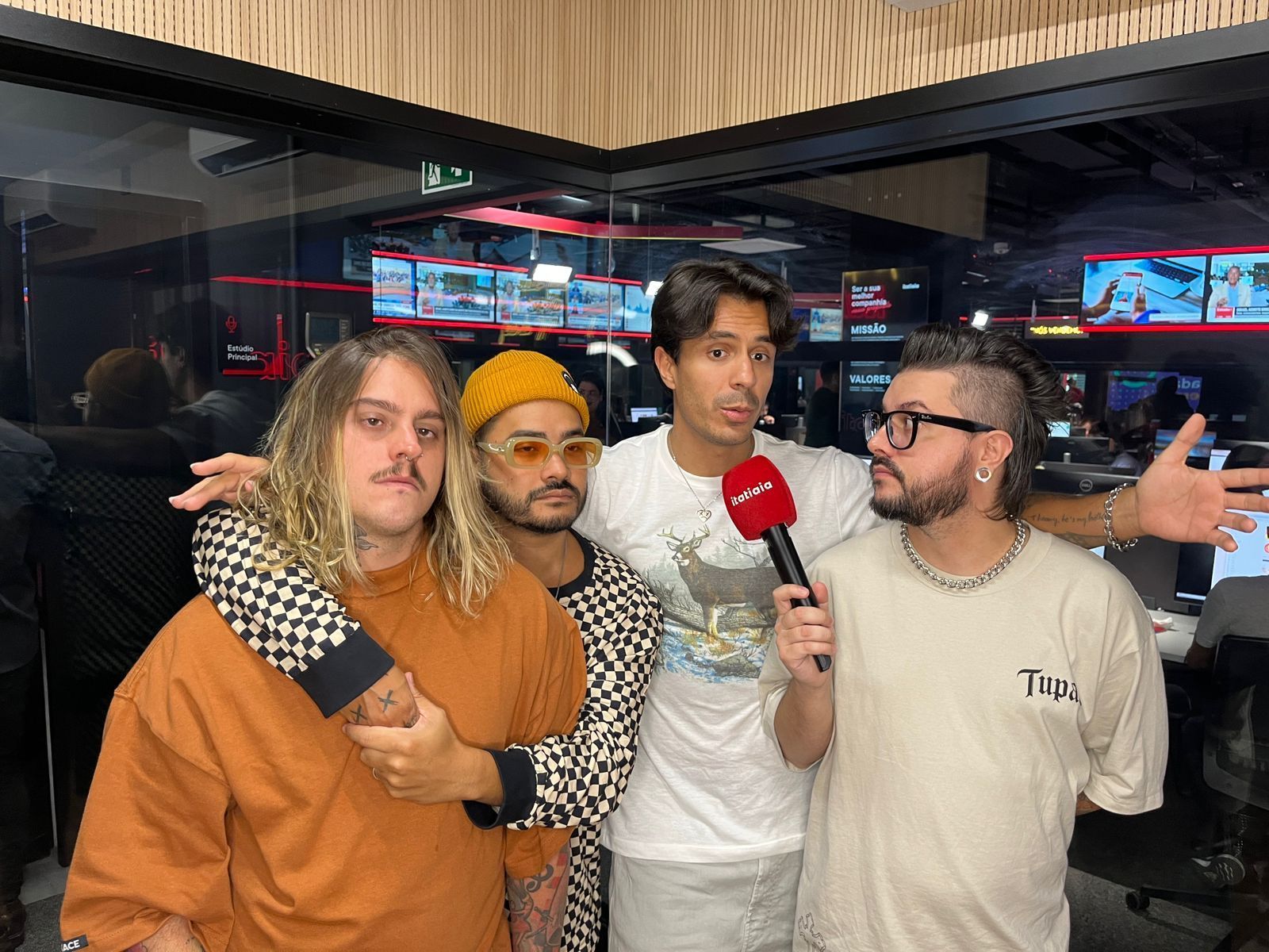 Em BH para show, banda Restart aponta título que Atlético ganhará em 2024