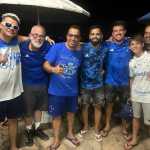 Torcedor do Cruzeiro viaja 40h e é recepcionado por ídolo antes da final do Mineiro