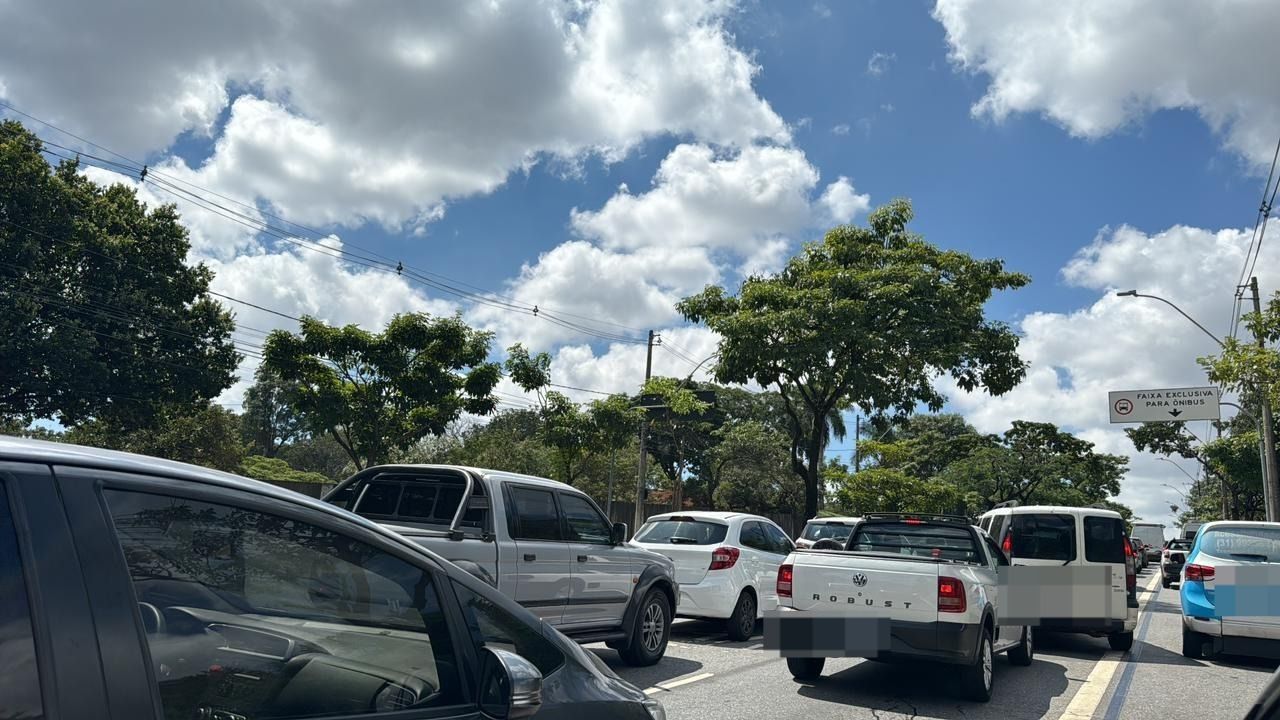 Cruzeiro x Atlético: chegada dos torcedores ao Mineirão é marcada por trânsito pesado