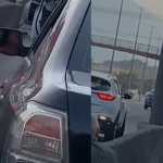 Vídeo: tiroteio entre policiais e criminosos na Avenida Brasil, no RJ, causa pânico em motoristas