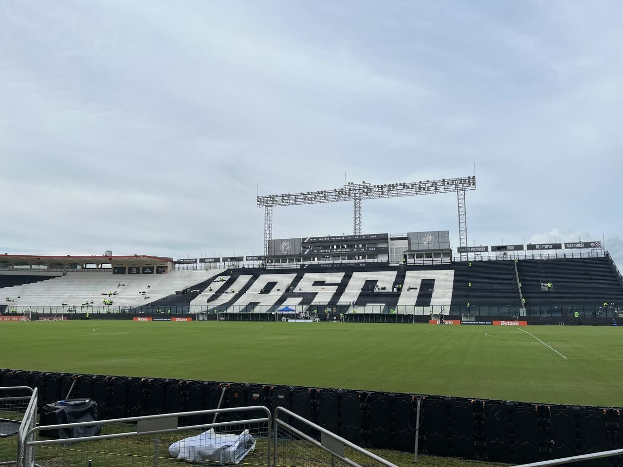 Vasco x Grêmio: veja os times na estreia no Campeonato Brasileiro