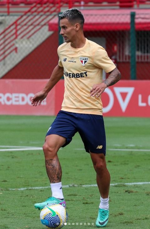 Com voltas de Ferreira e mais dois, São Paulo treina para encarar Flamengo