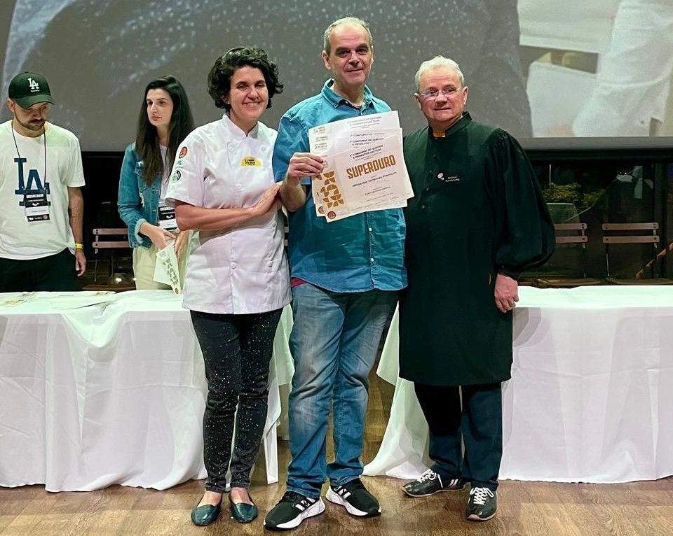 Mineiros batem recorde com a conquista de 200 medalhas no 3º Mundial de Queijos, em São Paulo