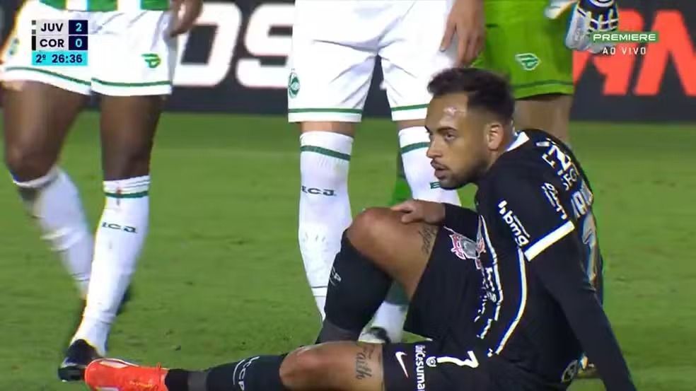 Exame confirma lesão grave, e Maycon não deve mais jogar pelo Corinthians em 2024