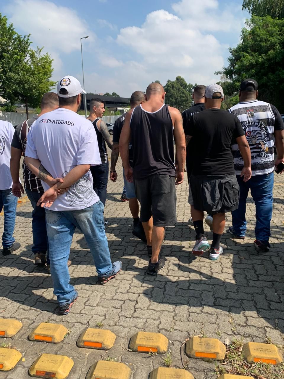 Bastidores: saiba como foi a reunião das organizadas no CT do Corinthians