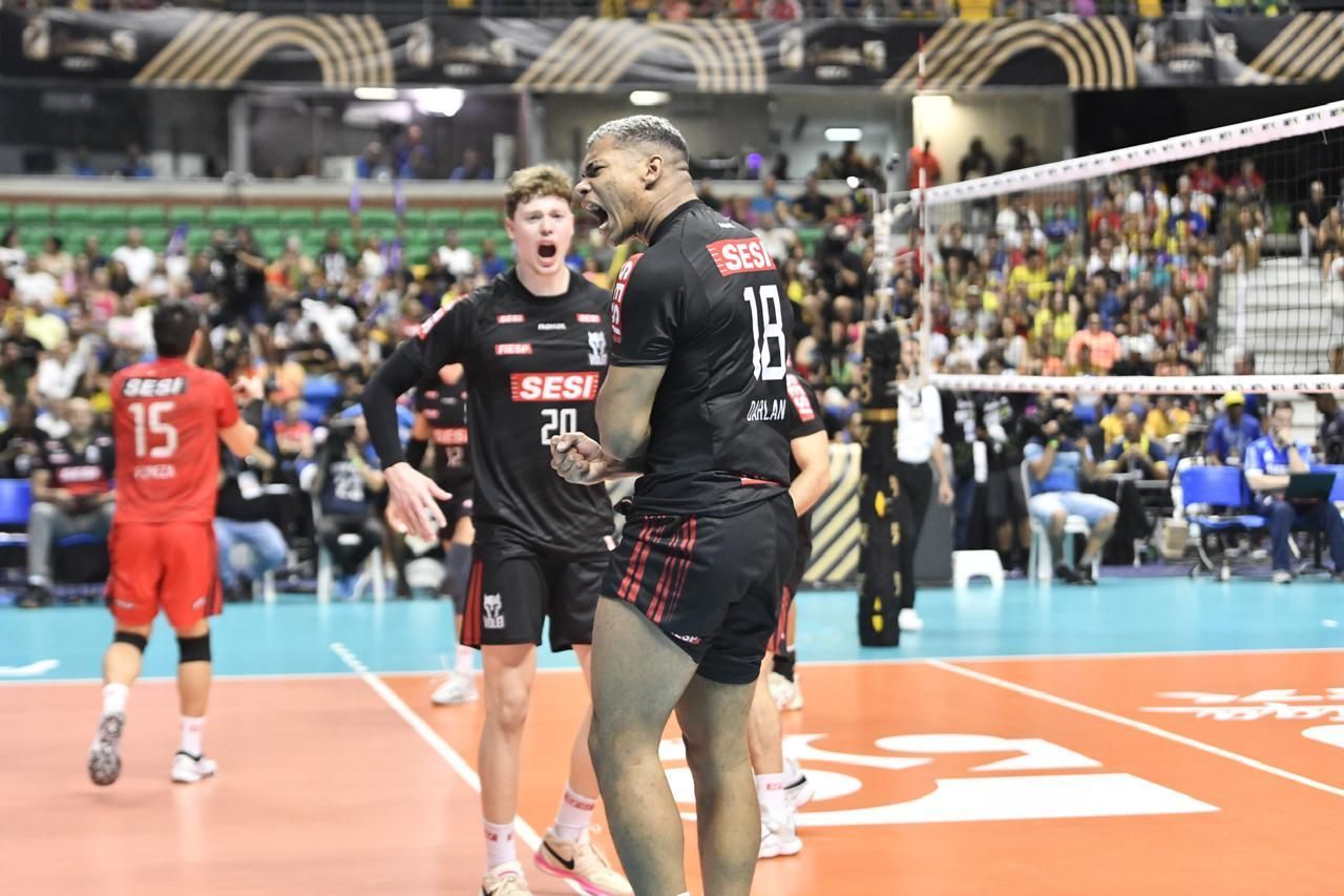 Darlan conquista 1º título da Superliga e é eleito o melhor jogador do torneio