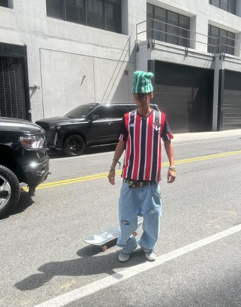 Filho de Will Smith posa com camisa do São Paulo e até presidente do clube reage