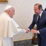 Papa Francisco recebe ministro e ressalta papel do Brasil em meio a emergência climática