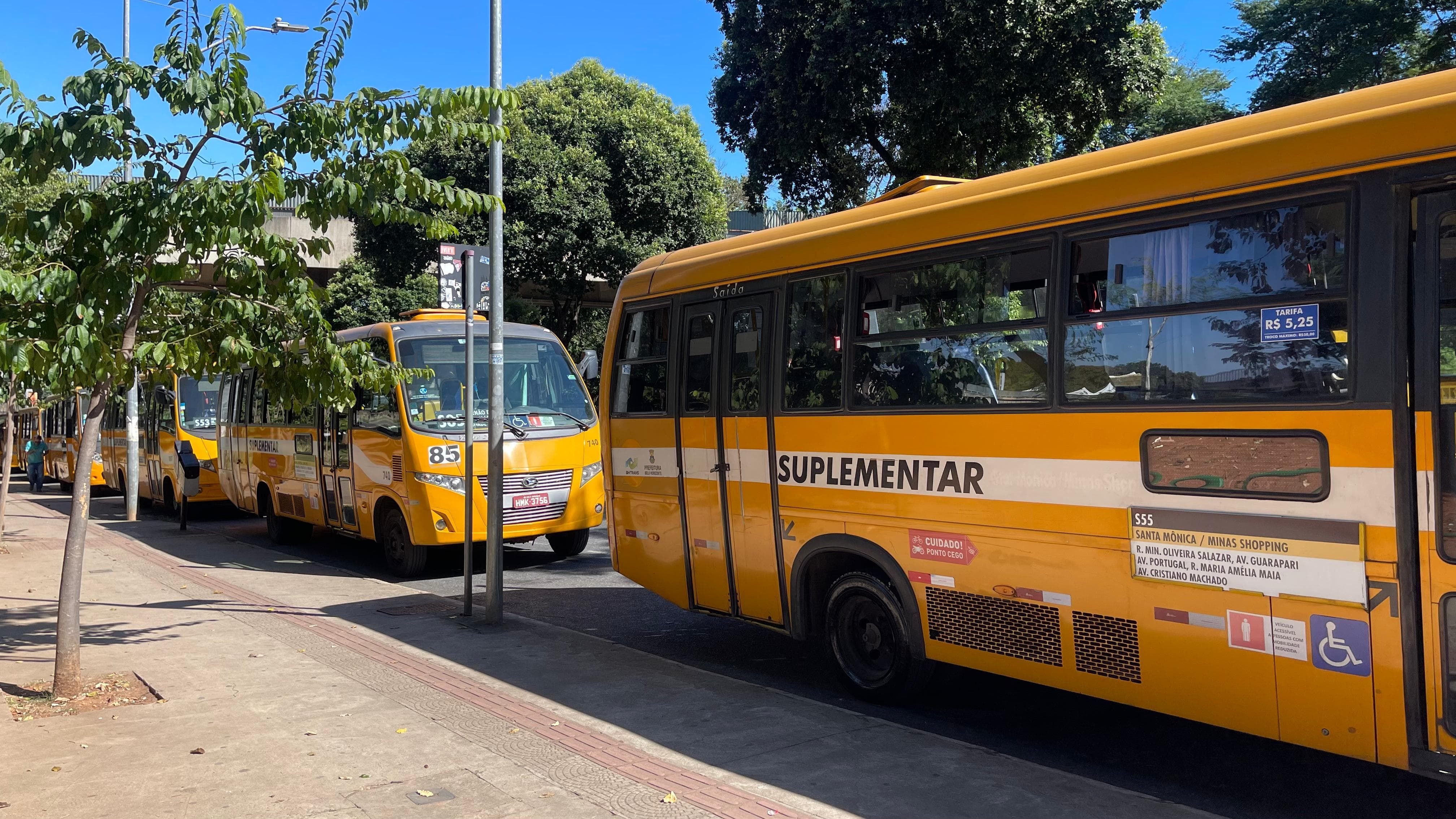 Permissionários manifestam contra o fim do prazo de vigência do TAC dos ônibus suplementares