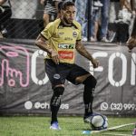 Yuri, do Athletic, comemora invencibilidade e liderança na Série C