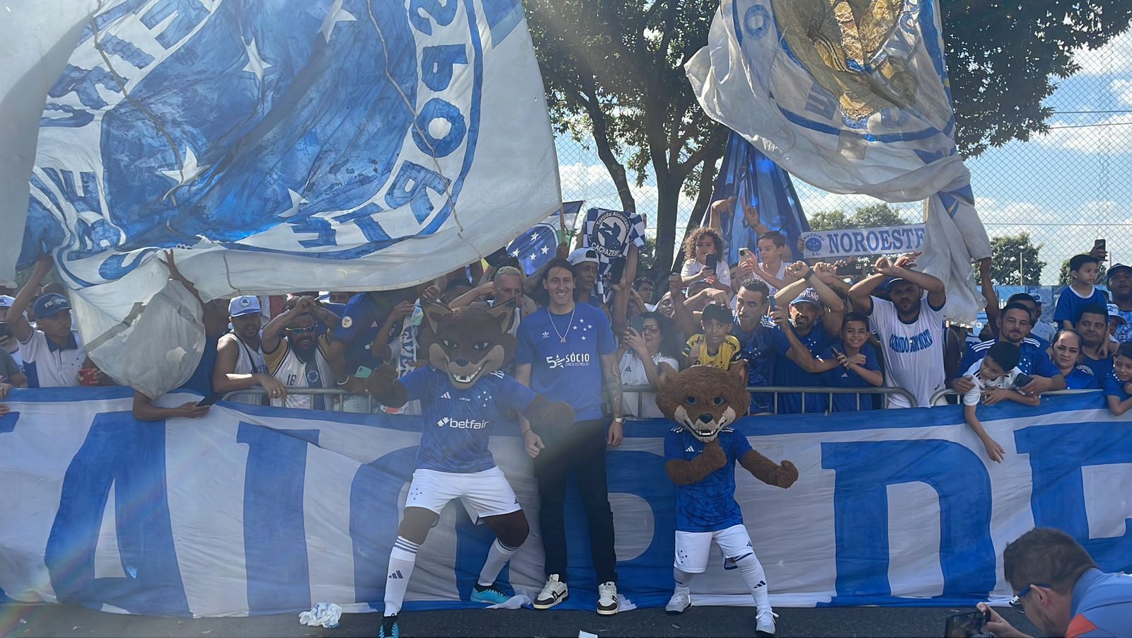 Quais foram as primeiras palavras de Cássio como reforço do Cruzeiro
